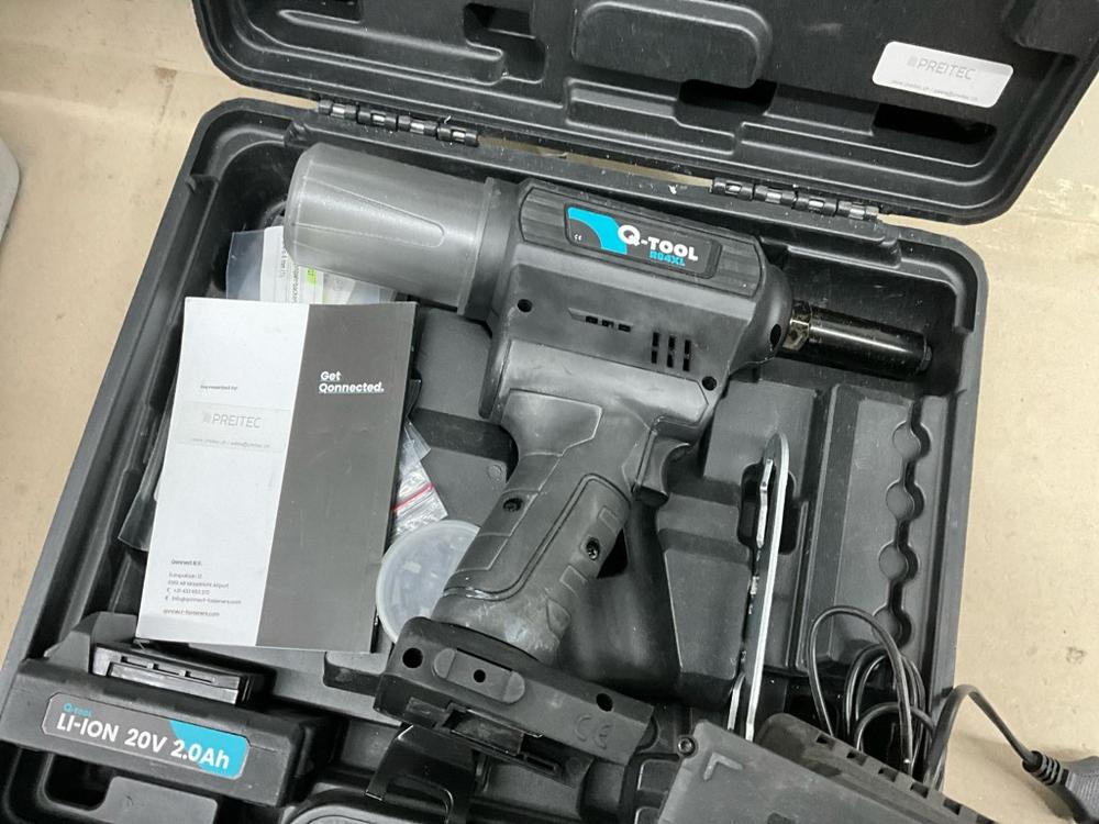 Q-tool battery rivet nut gun | Dome Auctions